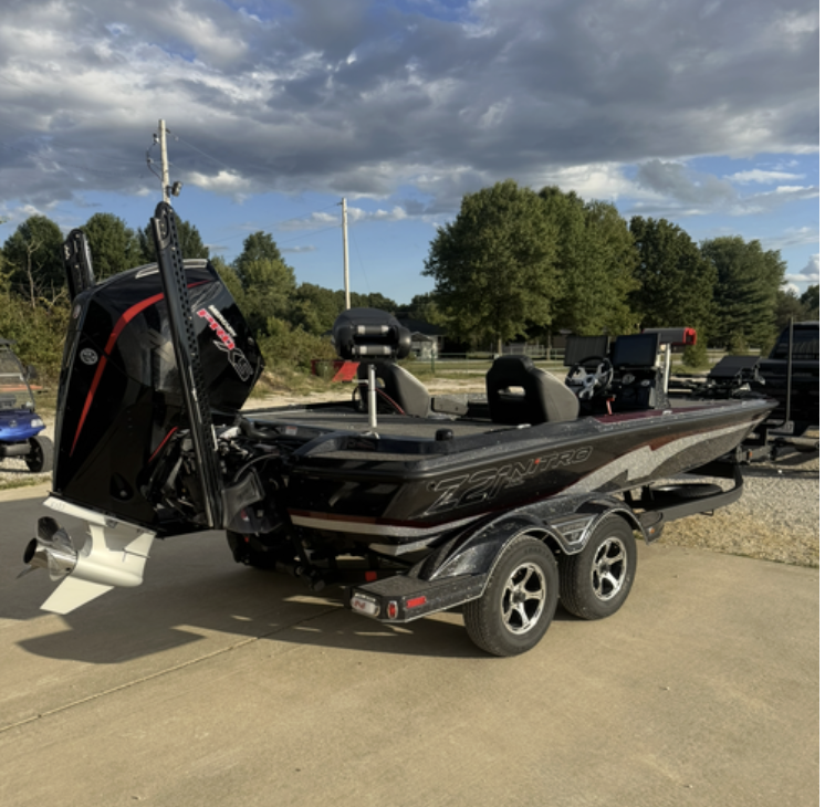 Nitro Pro bass boat